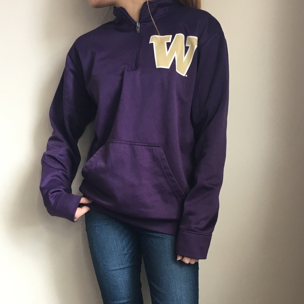 Huskies sweatshirt